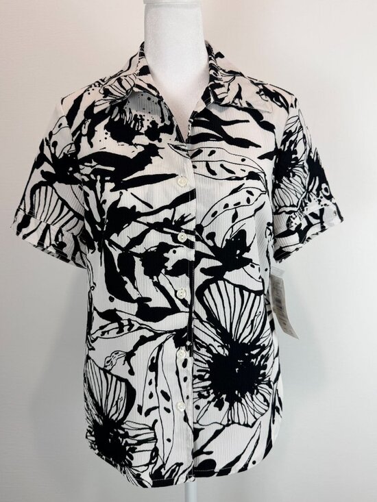 Allison Daley Tops - Allison Daley Womens Petite Floral Button-Up Shirt 4P Black & White Short Sleeve